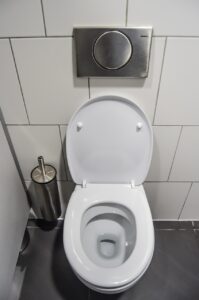 てんかん発作時のトイレでの転倒防止に役立つマットとは？