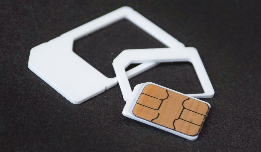 てんかん発作を通報するためのSIM内蔵端末はどれが最適？